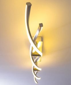 POLINA , à la fois élégant et original, il s'intégrera aussi bien dans un décor classique que contemporain.