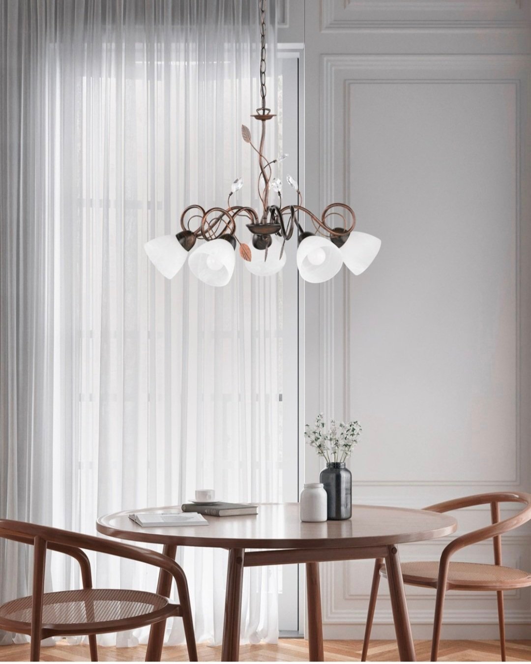 Tradicio – Le lustre à finition rouillée antique qui sublime tous les styles. – Image 2