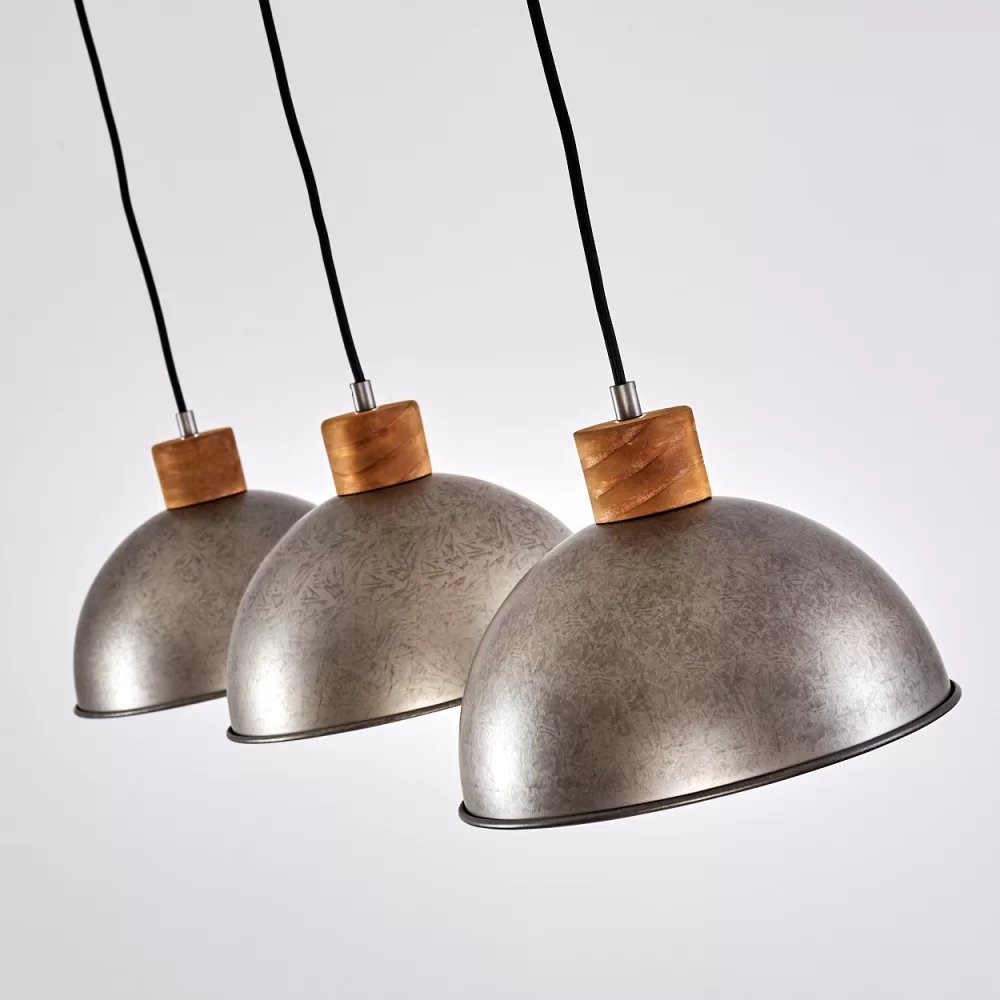 Suspension THOLEN – Bois & Métal brut ✨
Un luminaire au style industriel vintage qui allie authenticité et élégance. – Image 2